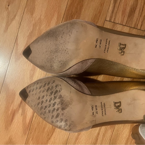 Diane Von Furstenberg Leather and Suede Pumps( gold and beige) 7M - Picture 5 of 7